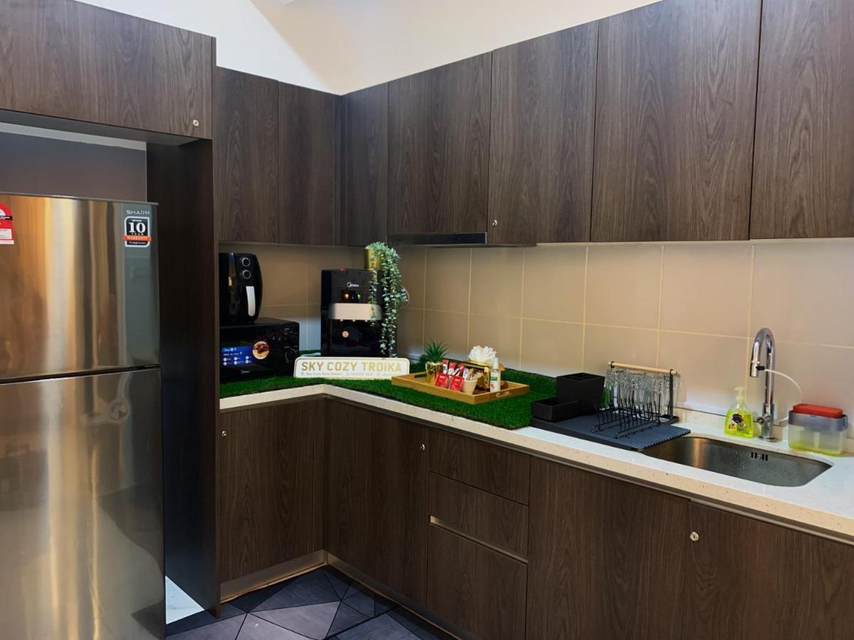 Sky Cozy Troika Residence, 1 Bedroom 4-6 Pax, 2 Bedrooms 6-8 Pax, Pool Vew, Sky & City View, Free Parking, Pool, Unlimited Wifi & Netflix Kota Bharu Eksteriør billede