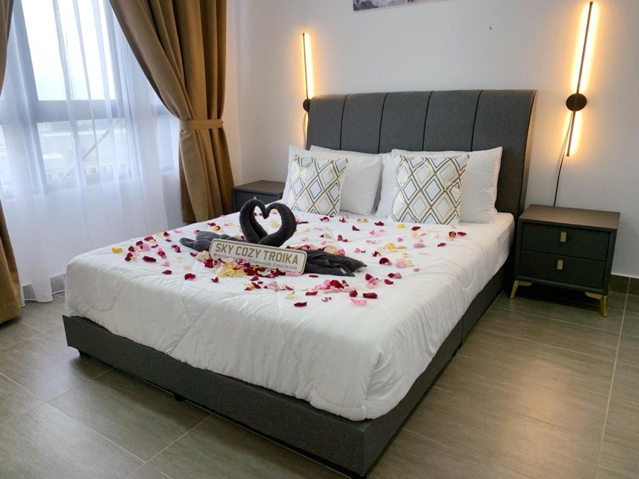 Sky Cozy Troika Residence, 1 Bedroom 4-6 Pax, 2 Bedrooms 6-8 Pax, Pool Vew, Sky & City View, Free Parking, Pool, Unlimited Wifi & Netflix Kota Bharu Eksteriør billede