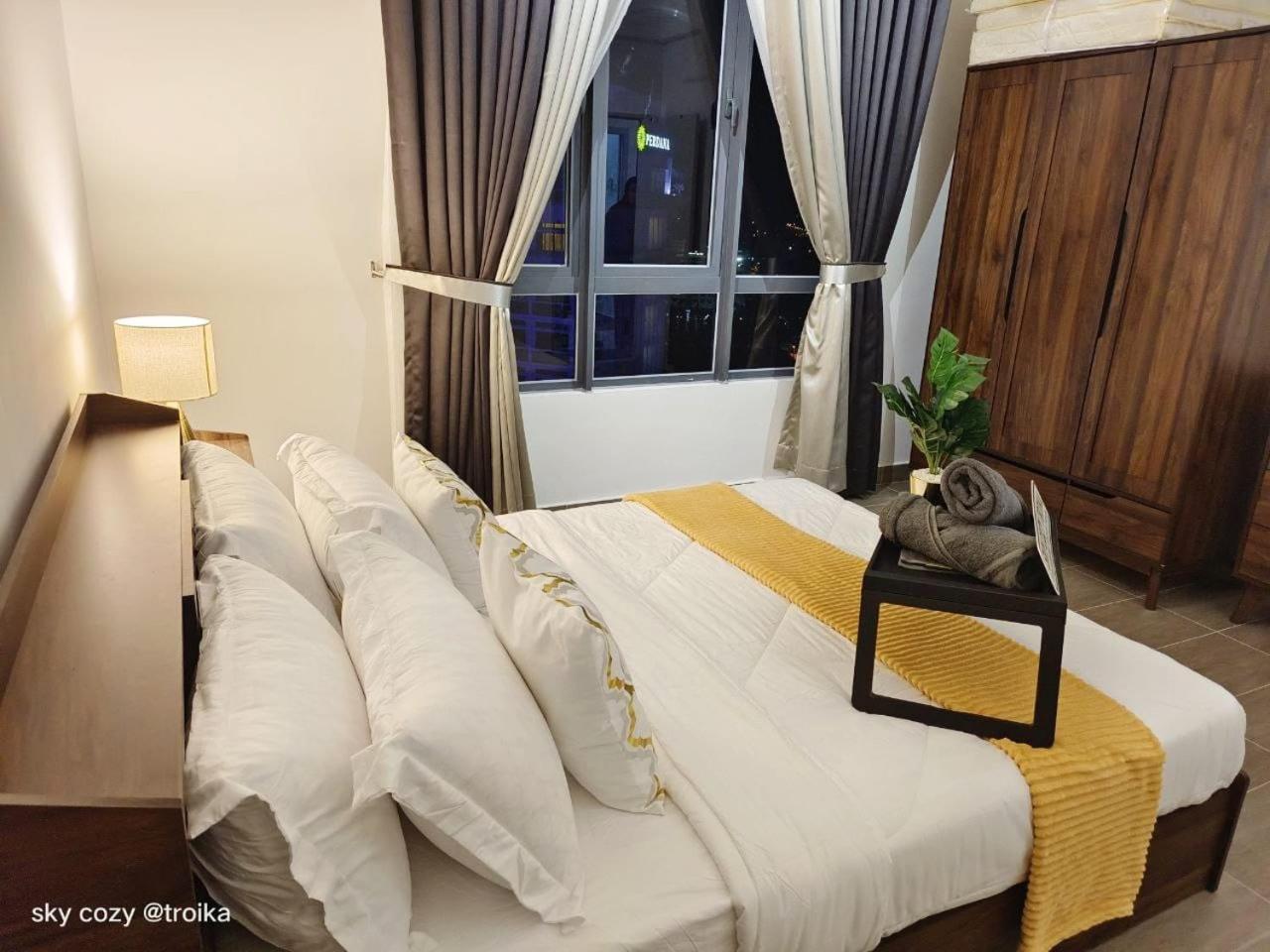 Sky Cozy Troika Residence, 1 Bedroom 4-6 Pax, 2 Bedrooms 6-8 Pax, Pool Vew, Sky & City View, Free Parking, Pool, Unlimited Wifi & Netflix Kota Bharu Eksteriør billede